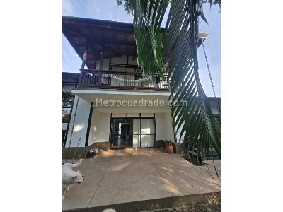Casa de 3 alcobas en venta en Via Circasia, Armenia, 218 m² · foto 8 de 20