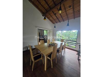 Casa de 3 alcobas en venta en Via Circasia, Armenia, 218 m² · foto 11 de 20