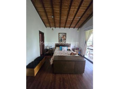 Casa de 3 alcobas en venta en Via Circasia, Armenia, 218 m² · foto 17 de 20