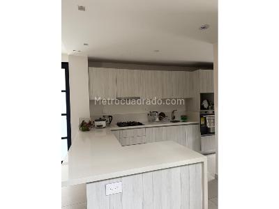 Casa de 3 alcobas en venta en Cerritos, Pereira, 162 m² · foto 4 de 15