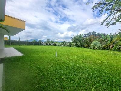 Casa de 4 alcobas en venta en Variante Condina, Pereira, 260 m² · foto 3 de 18