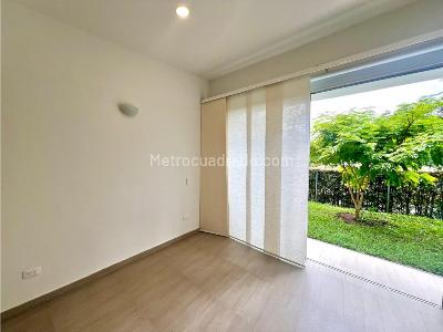 Casa de 4 alcobas en venta en Variante Condina, Pereira, 260 m² · foto 10 de 18