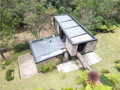 Casa de 2 alcobas en venta en Alto Del Escobero, Envigado · foto 4 de 20
