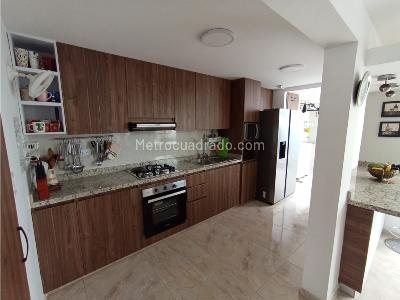 Casa de 3 alcobas en venta en El Limonar, Cali, 157 m² · foto 9 de 20