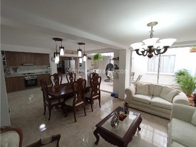 Casa de 3 alcobas en venta en El Limonar, Cali, 157 m² · foto 14 de 20