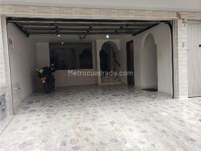 Casa de 4 alcobas en venta en Caney Especial, Cali, 252 m² · foto 2 de 20