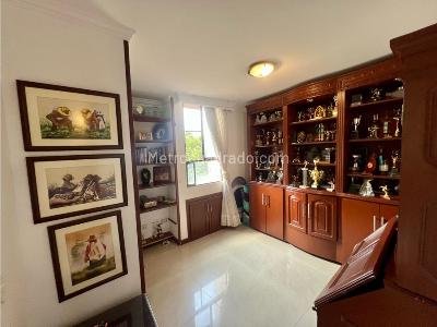 Apartamento de 3 alcobas en venta en El Ingenio, Cali, 130 m² · foto 9 de 20