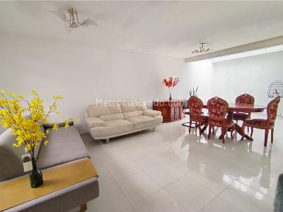 Casa de 4 alcobas en venta en Prados Del Norte, Cali, 220 m² · foto 5 de 20