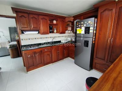 Casa de 4 alcobas en venta en Prados Del Norte, Cali, 220 m² · foto 9 de 20