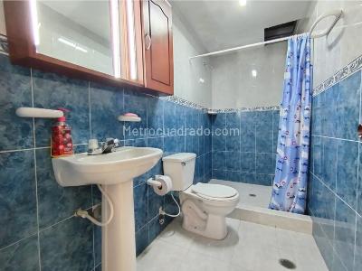 Casa de 4 alcobas en venta en Prados Del Norte, Cali, 220 m² · foto 13 de 20