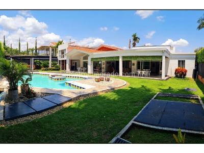 Casa de 5 alcobas en venta en Pance, Cali, 1047 m² · foto 2 de 20