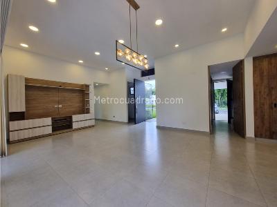 Casa de 4 alcobas en venta en El Tigre, Pereira, 300 m² · foto 3 de 18