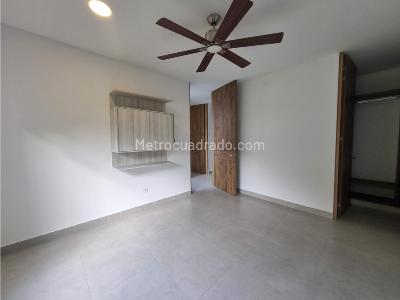 Casa de 4 alcobas en venta en El Tigre, Pereira, 300 m² · foto 4 de 18
