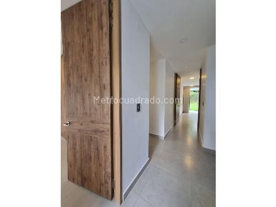 Casa de 4 alcobas en venta en El Tigre, Pereira, 300 m² · foto 8 de 18