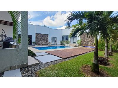 Casa de 4 alcobas en venta en El Tigre, Pereira, 258 m² · foto 3 de 20