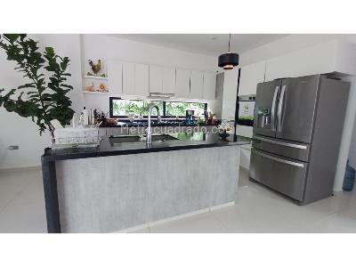 Casa de 4 alcobas en venta en El Tigre, Pereira, 258 m² · foto 13 de 20
