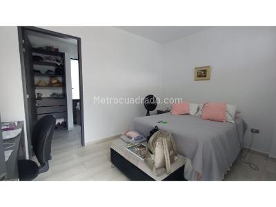 Casa de 4 alcobas en venta en El Tigre, Pereira, 258 m² · foto 17 de 20