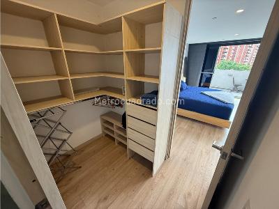 Apartaestudio en venta en El Poblado, Medellín, 76 m² · foto 10 de 20