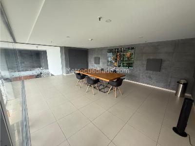Apartaestudio en venta en El Poblado, Medellín, 76 m² · foto 19 de 20