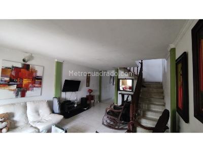 Casa en venta en Los Alamos, Montería · foto 2 de 16