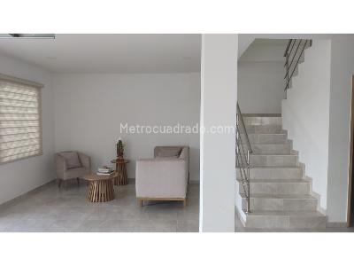 Casa en venta en Rosendo Garces, Montería · foto 2 de 18