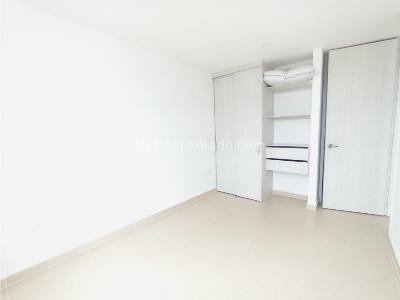 Apartamento en venta en Anillo Vial, Villavicencio · foto 5 de 15