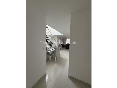 Apartamento de 5 alcobas en venta en Altos De Riomar, Barranquilla, 276 m² · foto 10 de 20