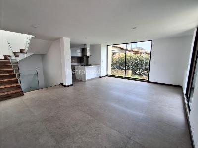 Casa de 4 alcobas en venta en La Villita, Tunja, 260 m² · foto 10 de 20