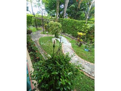 Casa de 5 alcobas en venta en Balmoral, Villavicencio, 650 m² · foto 14 de 20