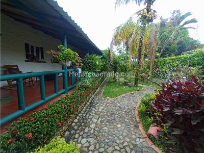 Casa de 5 alcobas en venta en Balmoral, Villavicencio, 650 m² · foto 17 de 20