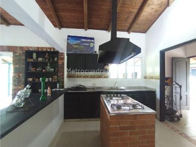 Casa de 5 alcobas en venta en Balmoral, Villavicencio, 650 m² · foto 18 de 20