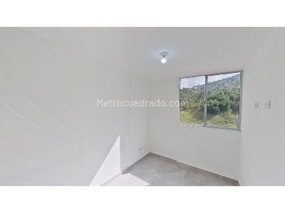Apartamento de 3 alcobas en venta en Santa Ana, Bello, 54 m² · foto 12 de 20
