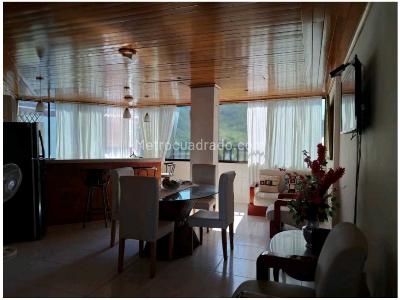 Apartamento en venta en Rodadero, Santa Marta · foto 2 de 17