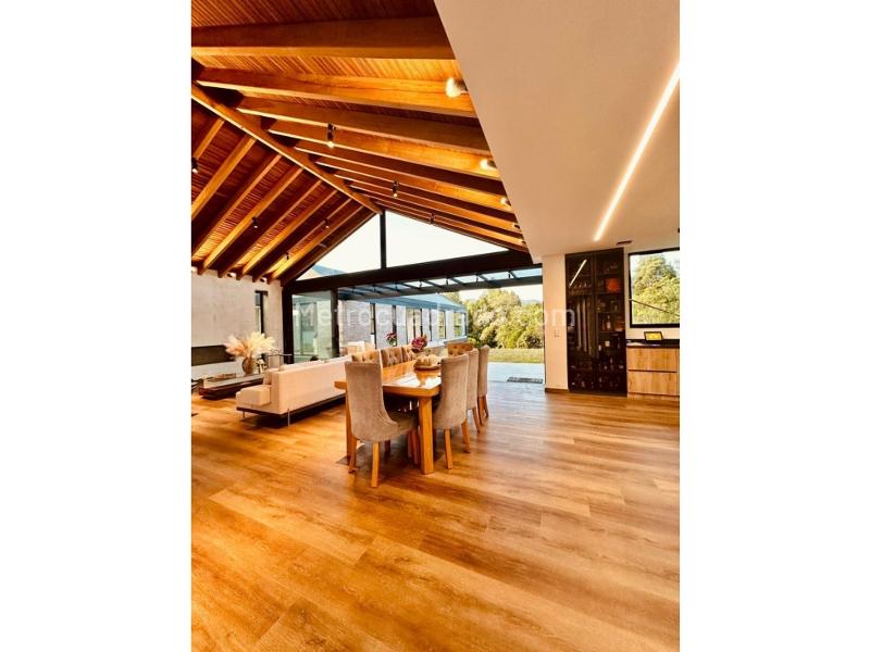Casa en Venta, Alto De Las Palmas, Envigado - Więcej