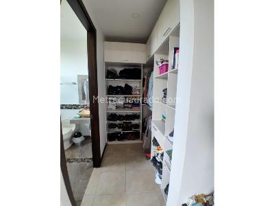 Casa de 4 alcobas en venta en Cerritos, Pereira, 400 m² · foto 7 de 17