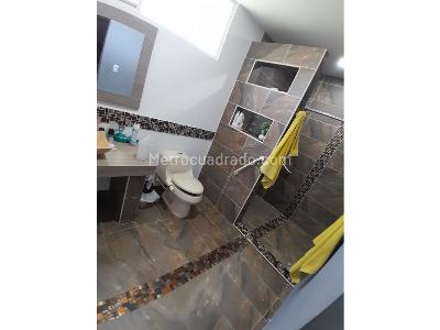 Casa de 4 alcobas en venta en Cerritos, Pereira, 400 m² · foto 10 de 17