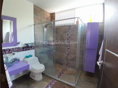 Casa de 4 alcobas en venta en Cerritos, Pereira, 400 m² · foto 11 de 17