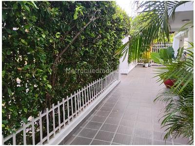 Casa de 3 alcobas en venta en El Prado, Santa Marta, 244 m² · foto 5 de 20