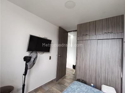 Apartamento de 2 alcobas en venta en La Gabriela, Bello, 62 m² · foto 13 de 20