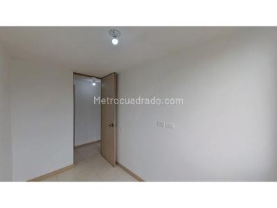 Apartamento de 3 alcobas en venta en Cabañas, Bello, 56 m² · foto 13 de 20