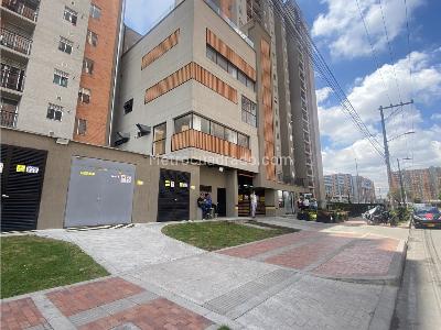 Apartamento de 2 alcobas en venta en El Vergel, Bogotá, 31 m² · foto 1 de 20