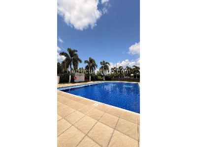 Apartamento de 2 alcobas en venta en Rosa Blanca Girardot, Girardot, 82 m² · foto 9 de 11