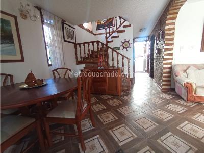 Casa de 3 alcobas en venta en Caudal, Villavicencio, 147 m² · foto 6 de 20