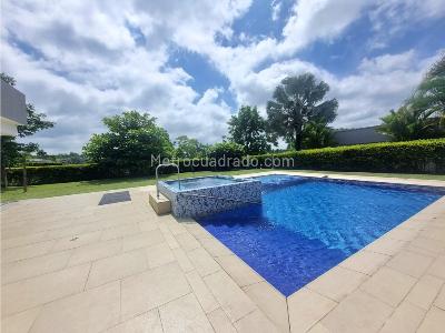 Casa en venta en Pueblito Cafetero, Pereira · foto 2 de 18