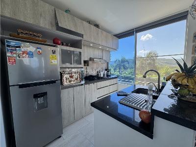 Apartamento de 3 alcobas en venta en Rosa Blanca Girardot, Girardot, 82 m² · foto 3 de 13