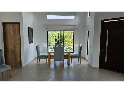 Casa de 4 alcobas en venta en Variante Condina, Pereira, 430 m² · foto 3 de 16