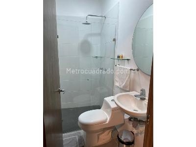 Casa de 5 alcobas en venta en San Joaquin, Medellín, 213 m² · foto 8 de 18