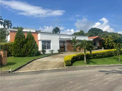 Casa en venta en Cerritos, Pereira · foto 2 de 16