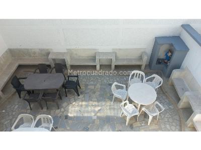 Casa de 5 alcobas en venta en Simon Bolivar, Medellín, 310 m² · foto 14 de 17