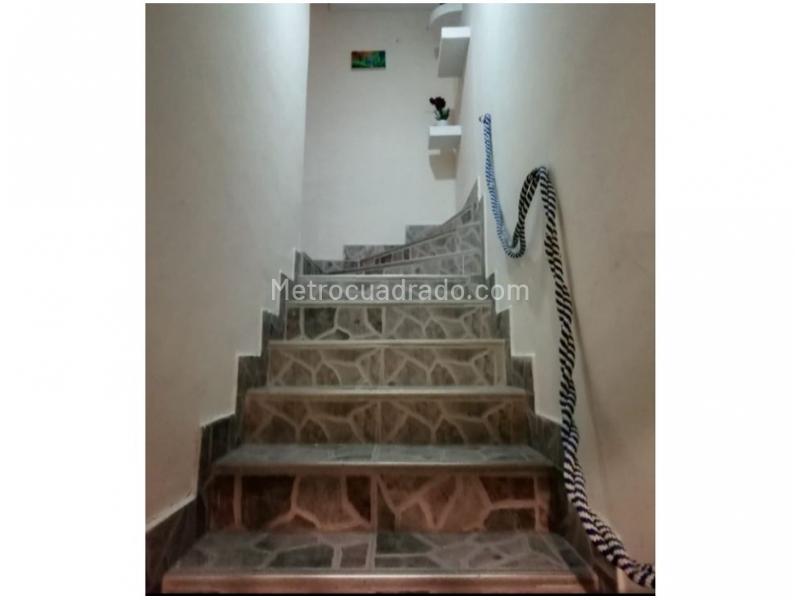 Edificio de Oficinas en Venta, Gaira, Santa Marta - Más